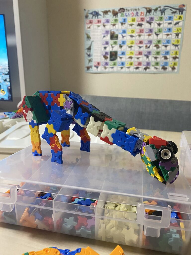 5歳が作ったLAQ作品の恐竜