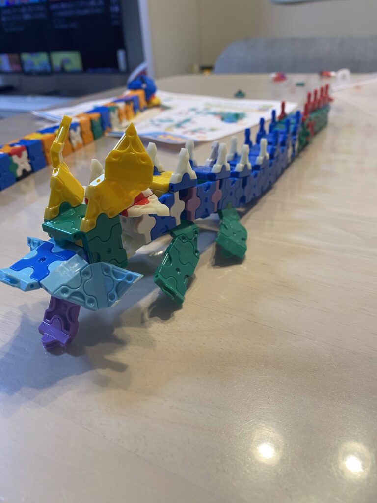 5歳の子どもがLaQで作った大きなオリジナル作品