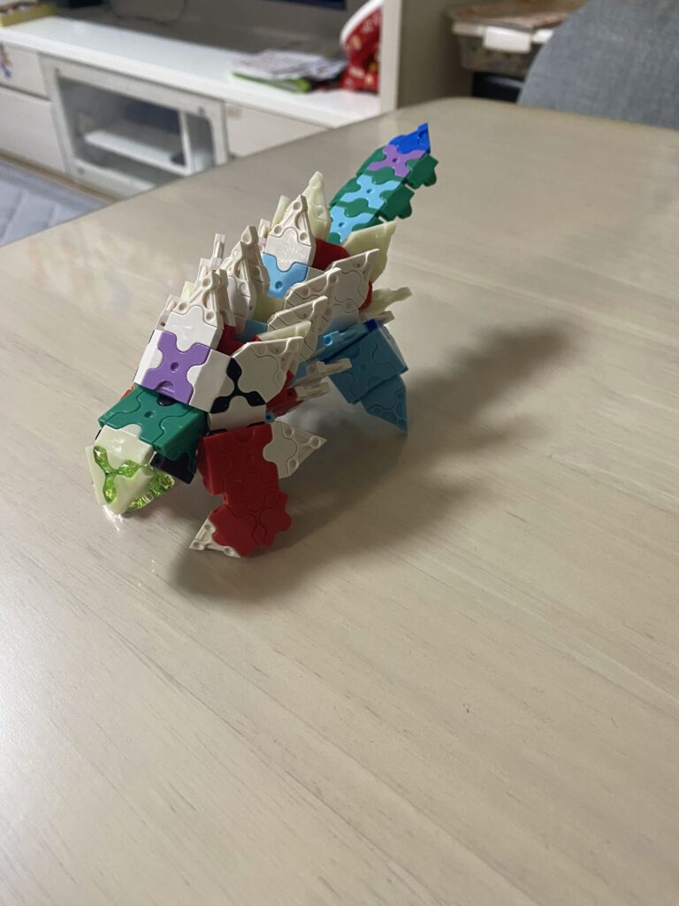 5歳の子どもがLaQで作ったオオセンザンコウ