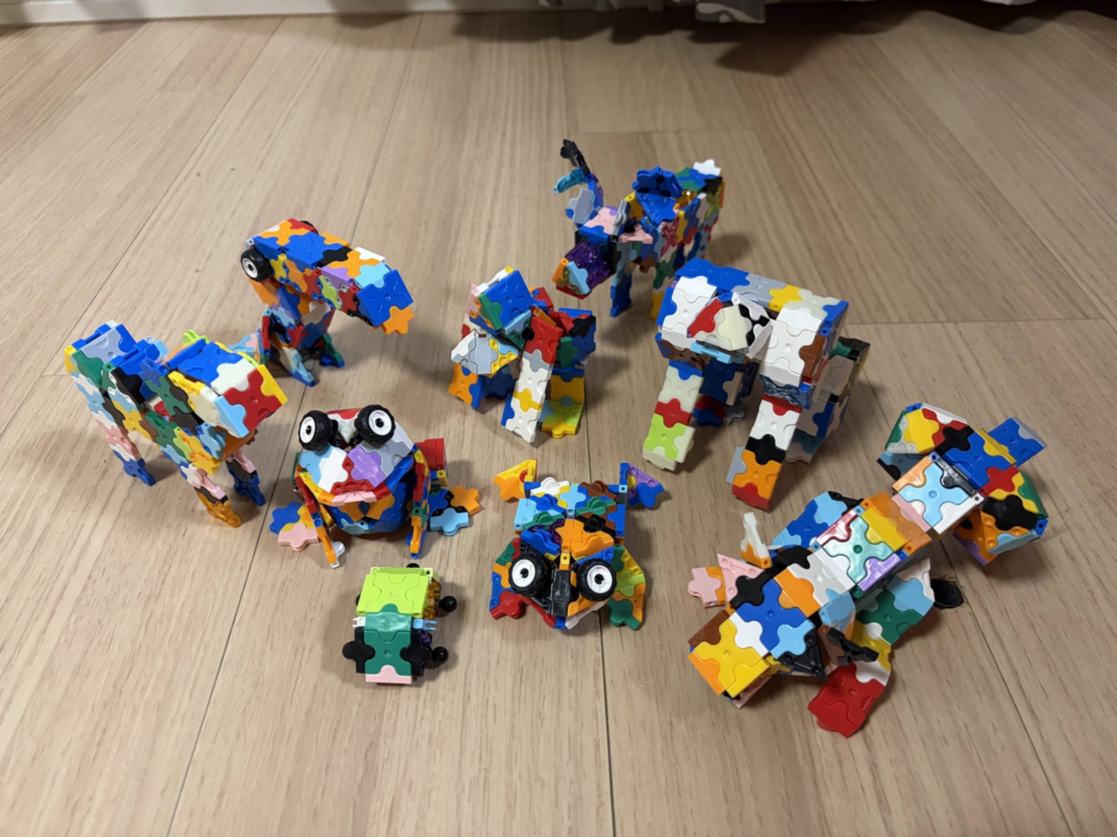 5歳の息子がLaQで作ったさまざまな動物作品